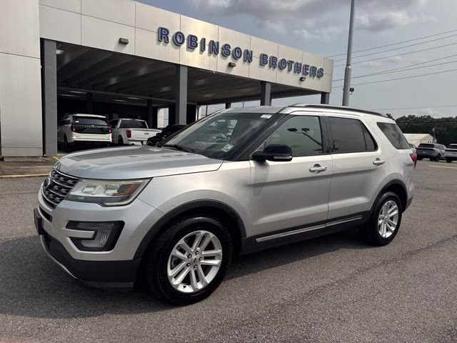 2016 Ingot Silver Ford Explorer XLT FWD SUV