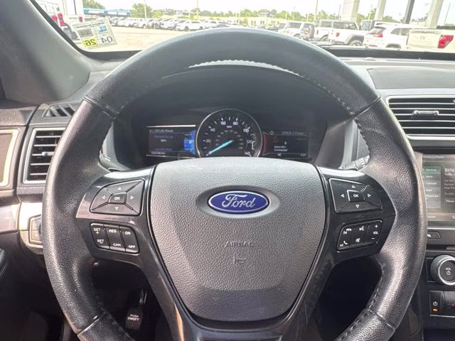 2016 Ingot Silver Ford Explorer XLT FWD SUV