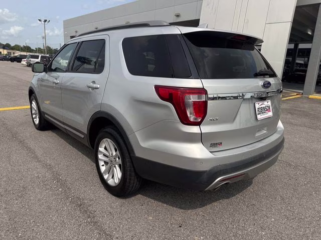2016 Ingot Silver Ford Explorer XLT FWD SUV