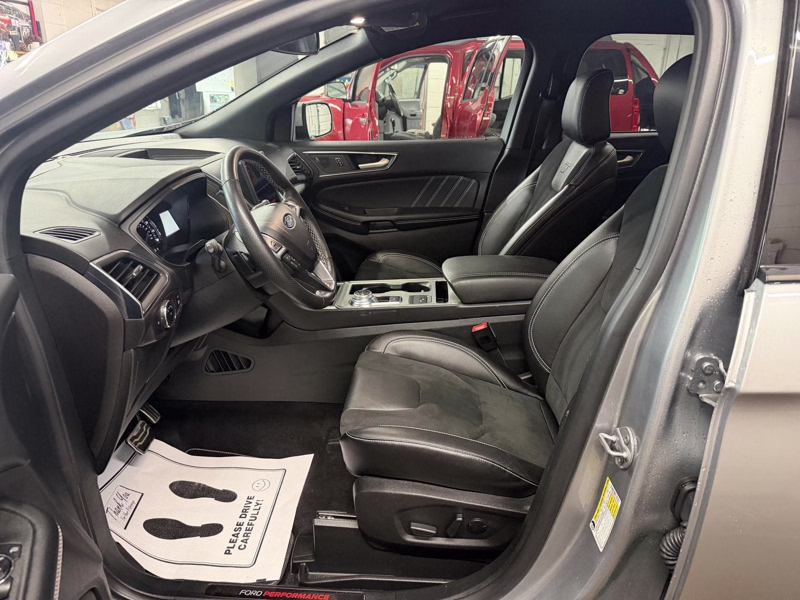 2023 Iconic Silver Metallic Ford Edge ST AWD SUV