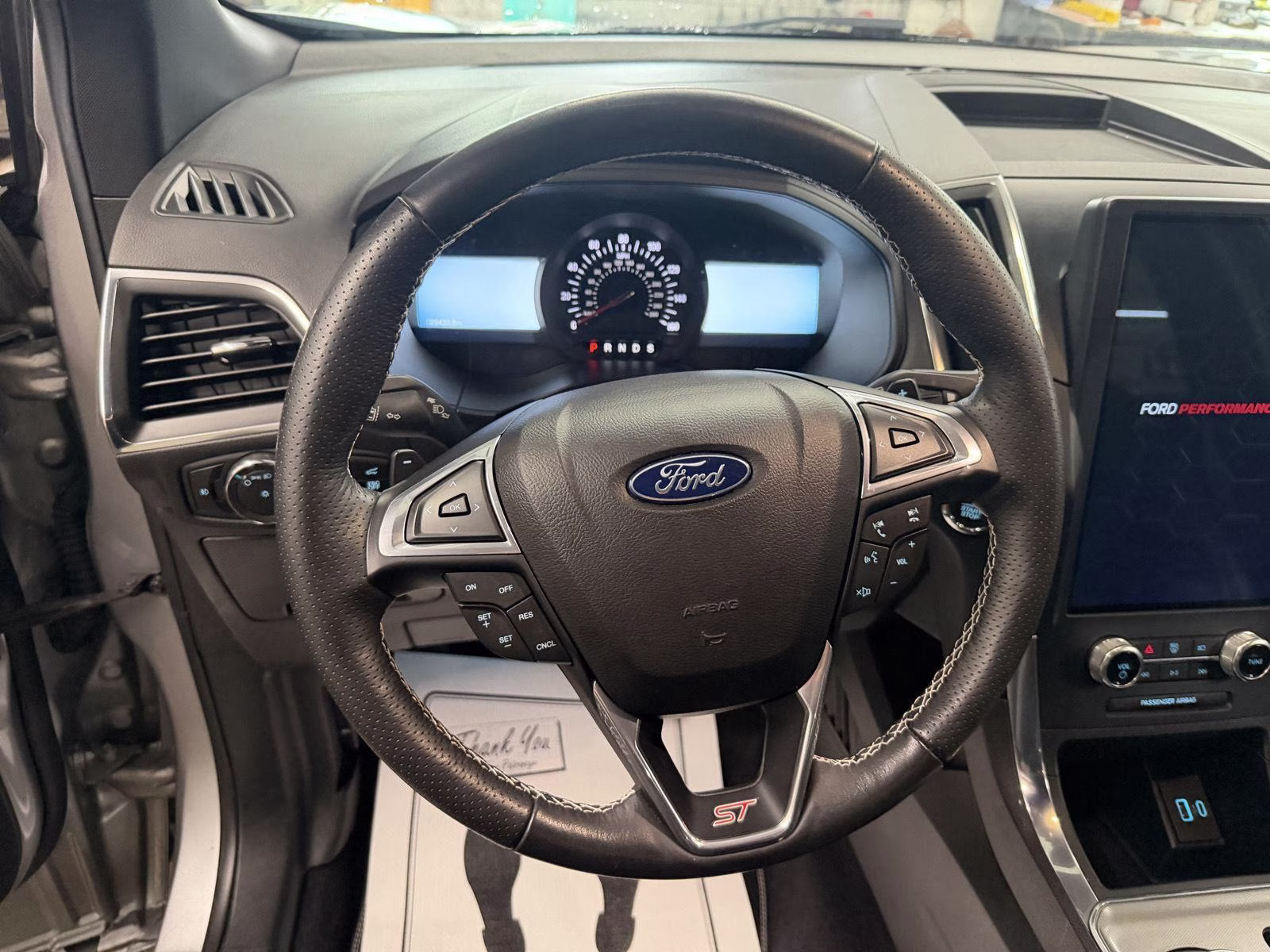 2023 Iconic Silver Metallic Ford Edge ST AWD SUV