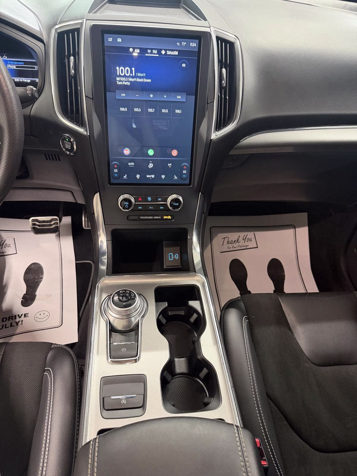 2023 Iconic Silver Metallic Ford Edge ST AWD SUV