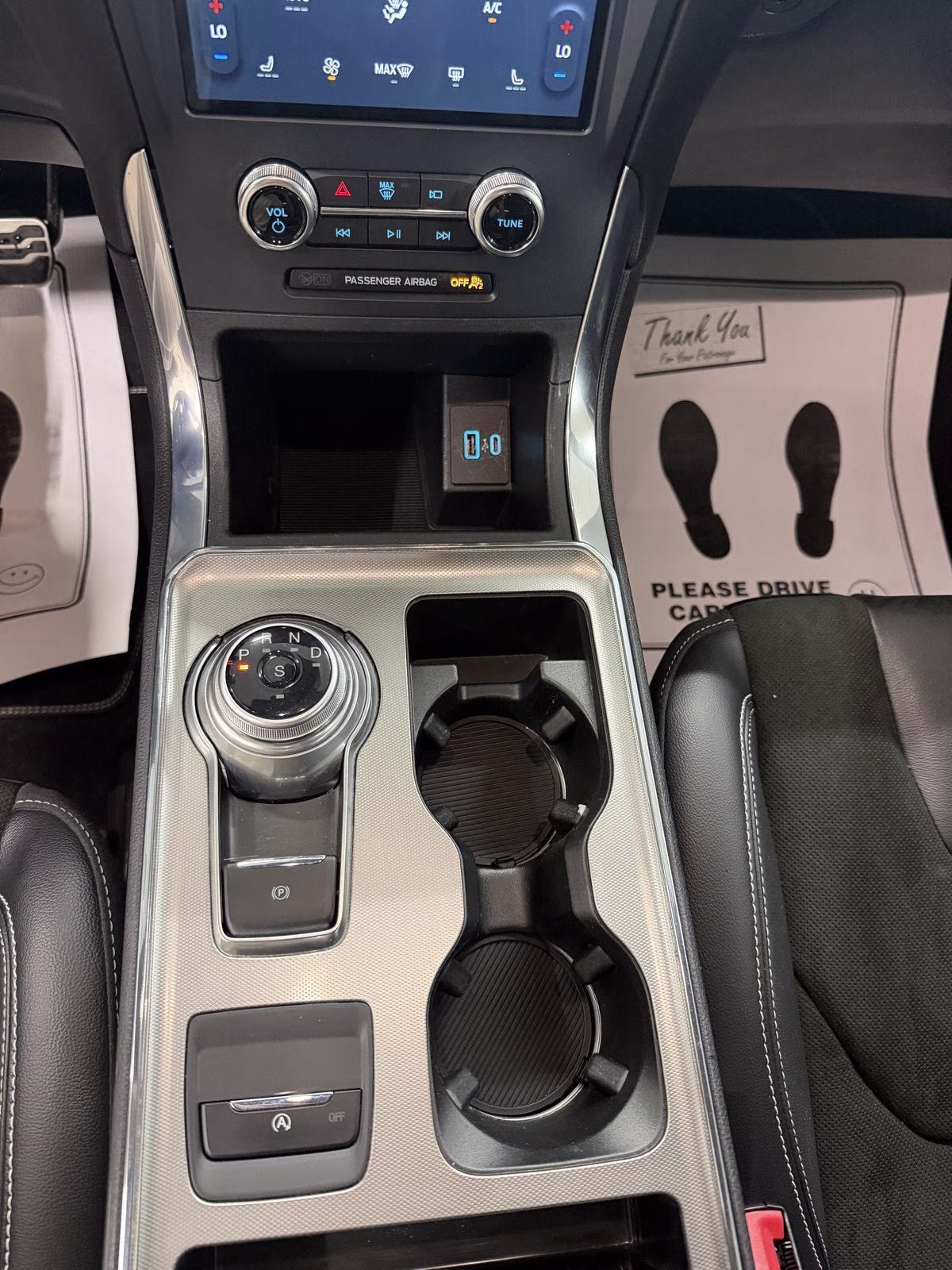 2023 Iconic Silver Metallic Ford Edge ST AWD SUV