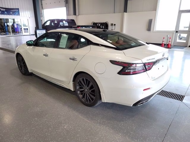 2019 Pearl White Tricoat Nissan Maxima Platinum FWD Sedan