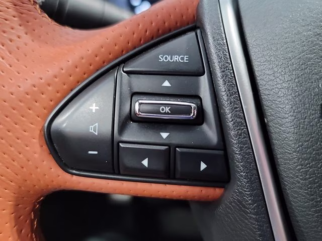 2019 Pearl White Tricoat Nissan Maxima Platinum FWD Sedan