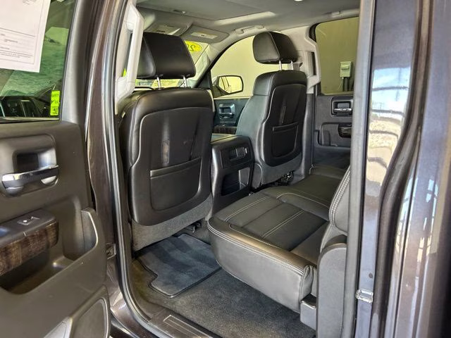2015 Gray GMC Sierra 1500 Denali 4X4 Truck
