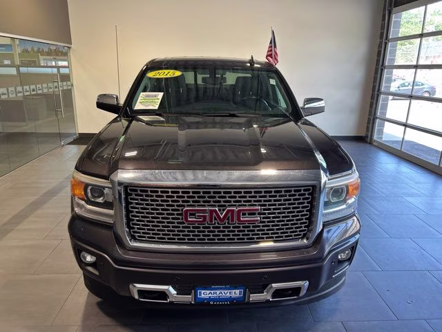 2015 Gray GMC Sierra 1500 Denali 4X4 Truck