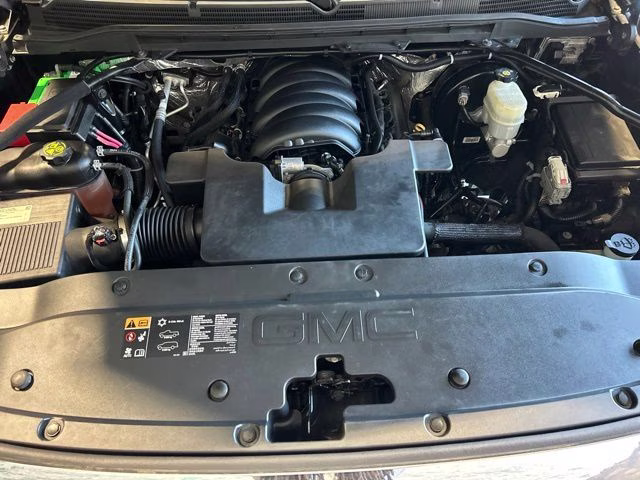 2015 Gray GMC Sierra 1500 Denali 4X4 Truck
