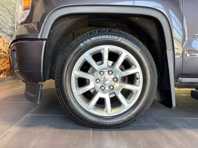 2015 Gray GMC Sierra 1500 Denali 4X4 Truck