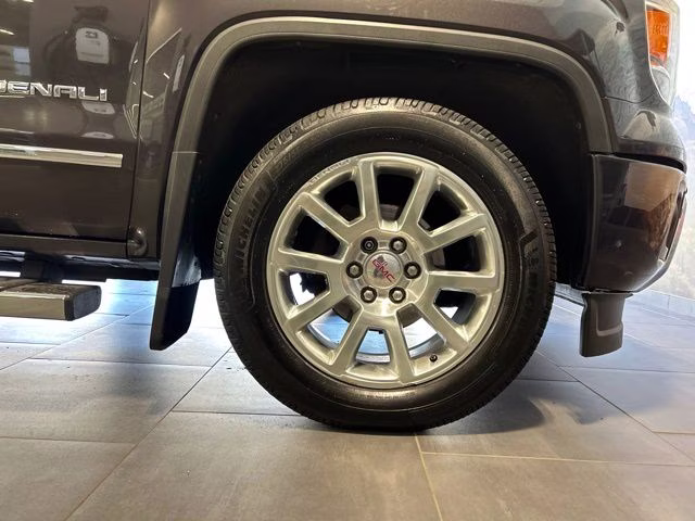 2015 Gray GMC Sierra 1500 Denali 4X4 Truck