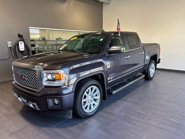 2015 Gray GMC Sierra 1500 Denali 4X4 Truck