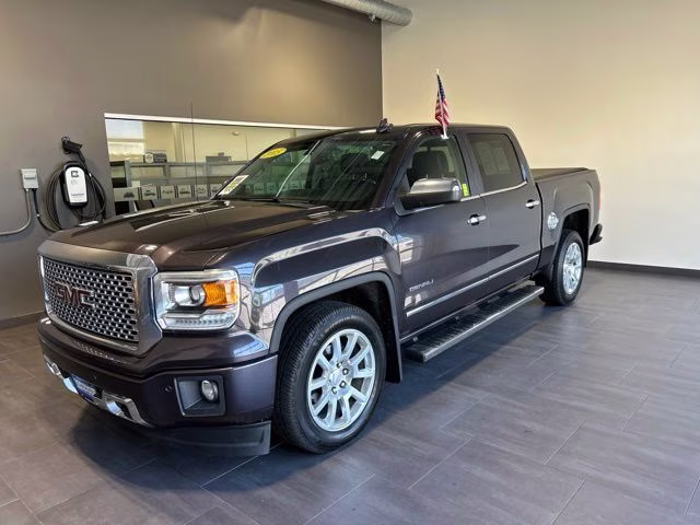 2015 Gray GMC Sierra 1500 Denali 4X4 Truck