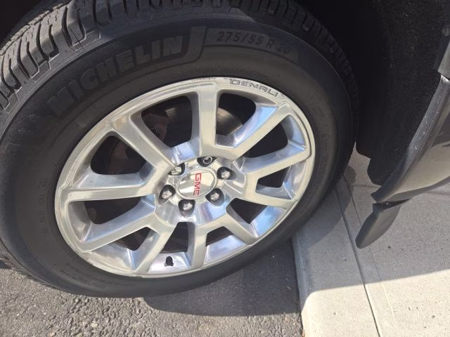 2015 Gray GMC Sierra 1500 Denali 4X4 Truck
