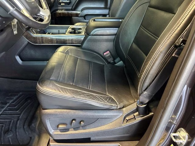 2015 Gray GMC Sierra 1500 Denali 4X4 Truck