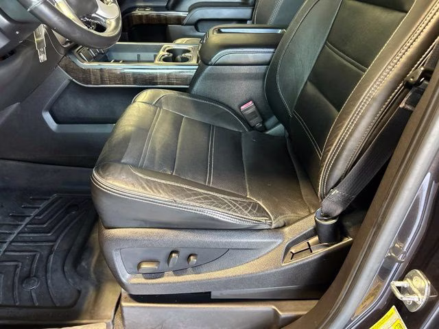 2015 Gray GMC Sierra 1500 Denali 4X4 Truck
