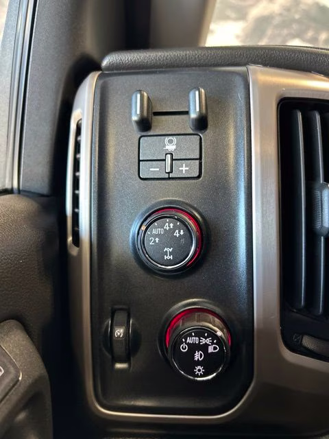 2015 Gray GMC Sierra 1500 Denali 4X4 Truck