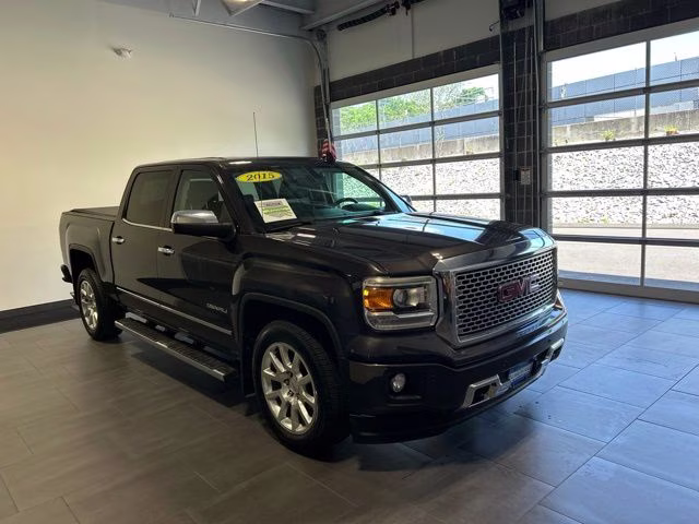 2015 Gray GMC Sierra 1500 Denali 4X4 Truck