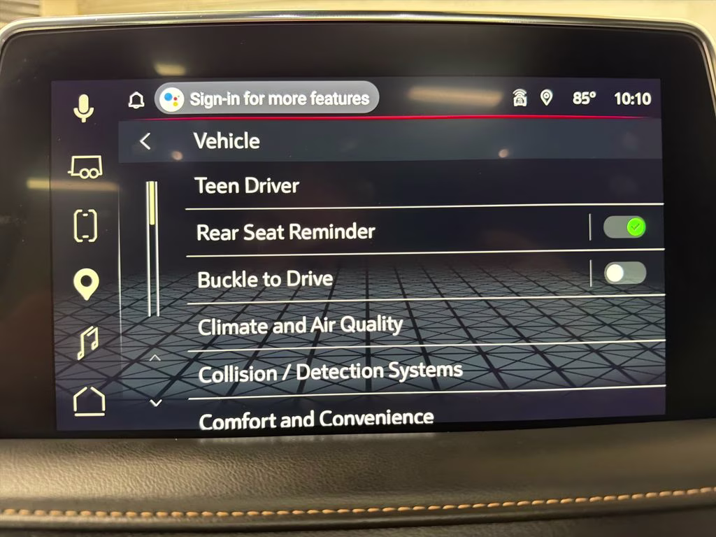 2023 Sterling Metallic GMC Yukon XL AT4 4X4 SUV