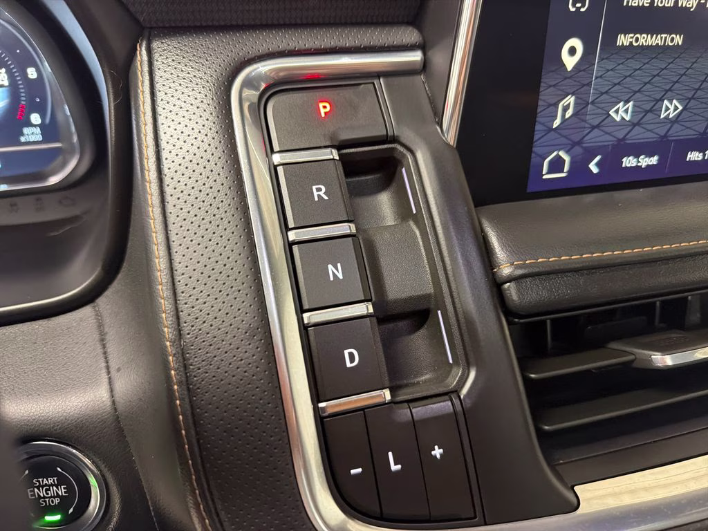 2023 Sterling Metallic GMC Yukon XL AT4 4X4 SUV