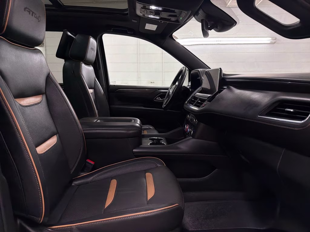 2023 Sterling Metallic GMC Yukon XL AT4 4X4 SUV
