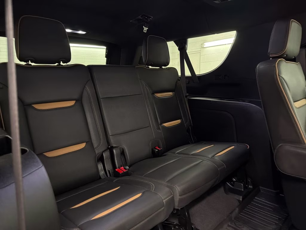 2023 Sterling Metallic GMC Yukon XL AT4 4X4 SUV