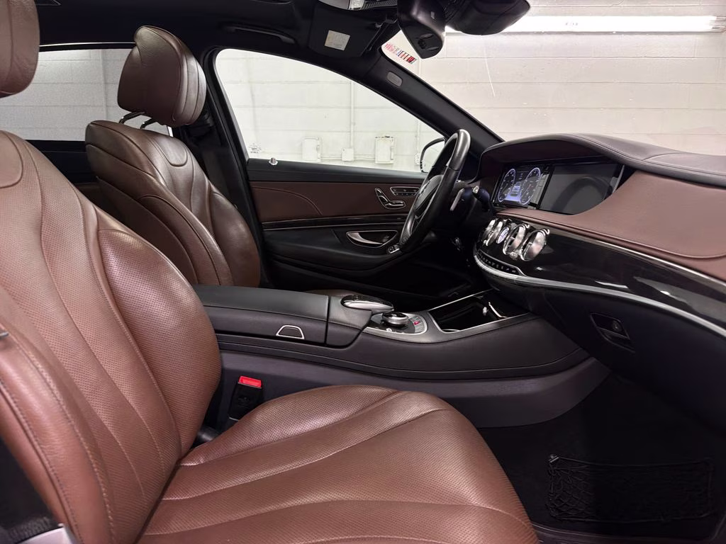 2017 designo Diamond White Metallic Mercedes-Benz S-Class S 550 RWD Sedan