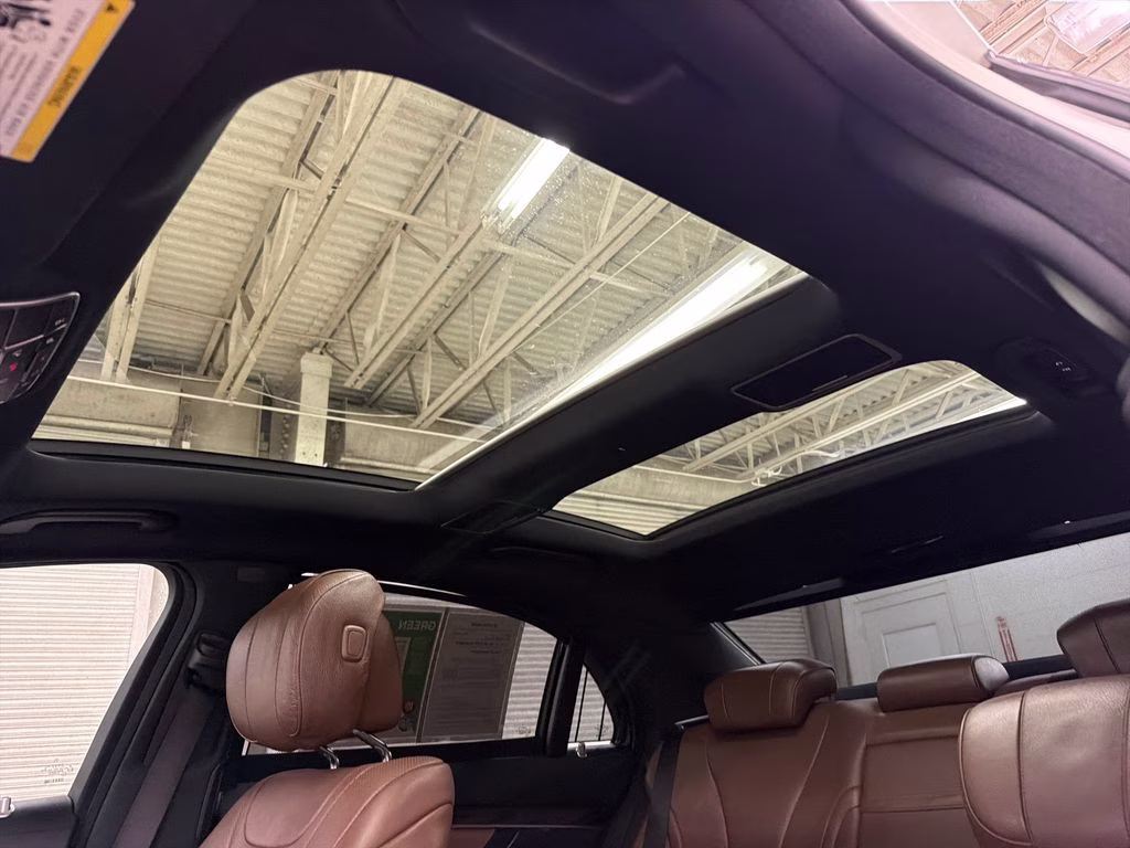 2017 designo Diamond White Metallic Mercedes-Benz S-Class S 550 RWD Sedan