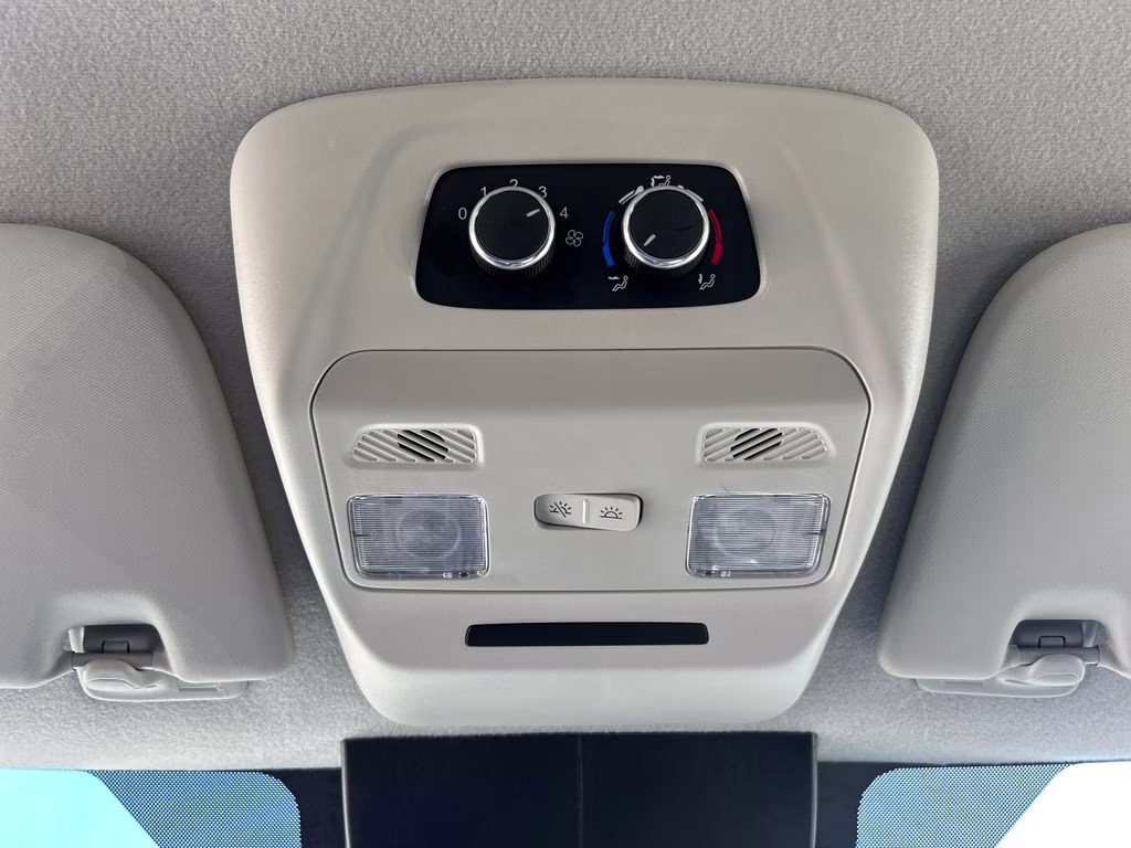 2024 Oxford White Ford Transit-350 XLT RWD Crossover