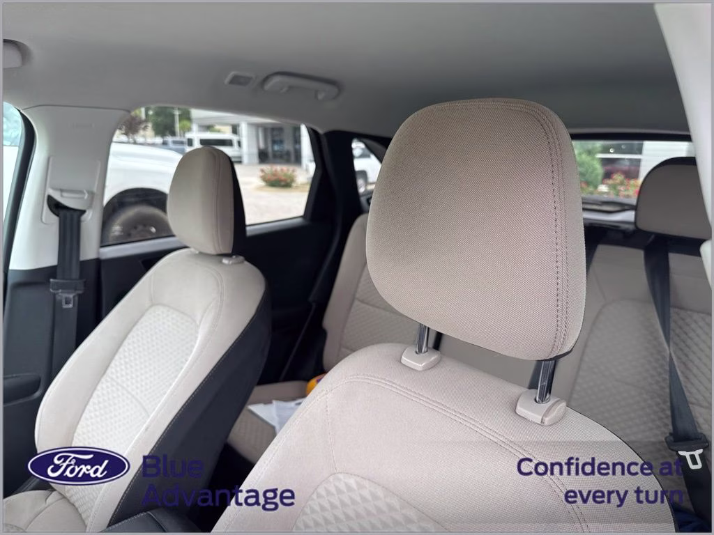 2022 Carbonized Gray Metallic Ford Escape SE AWD SUV