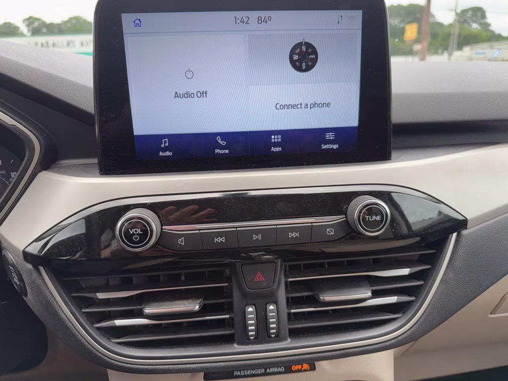 2022 Carbonized Gray Metallic Ford Escape SE AWD SUV