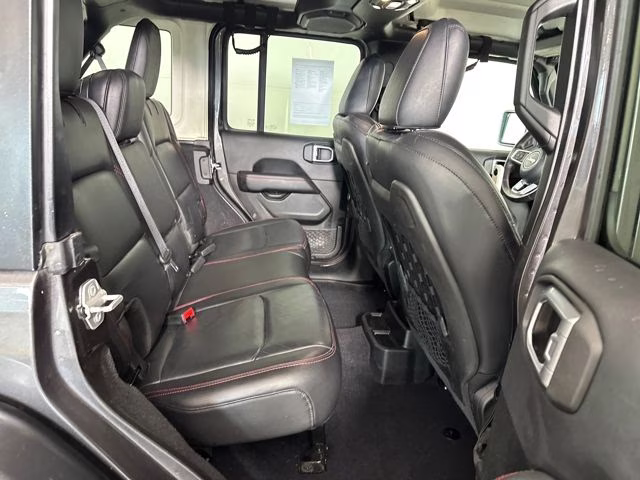 2019 Granite Crystal Metallic Clearcoat Jeep Wrangler Unlimited Rubicon 4X4 SUV