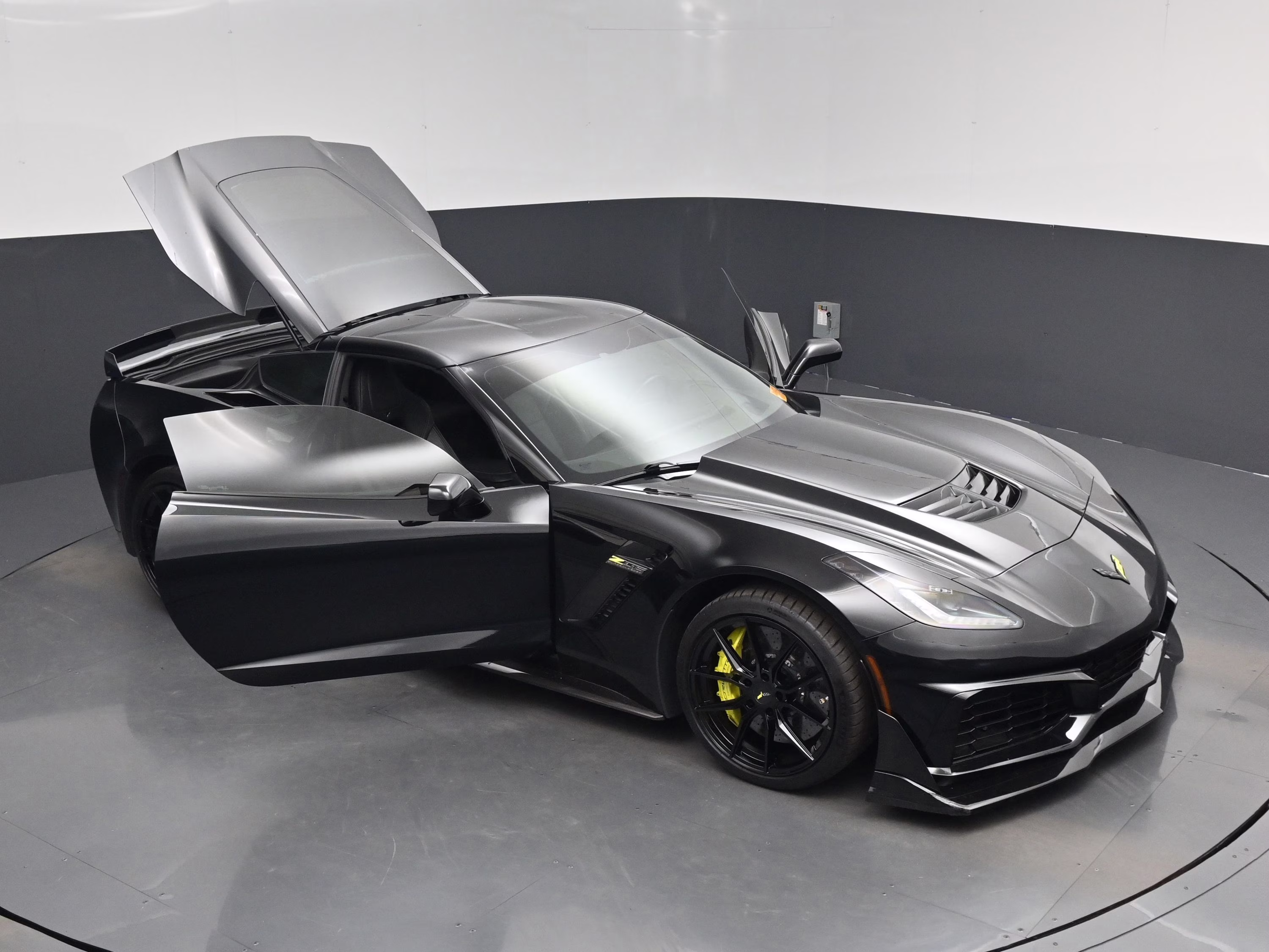 2015 Black Chevrolet Corvette Z06 RWD Coupe