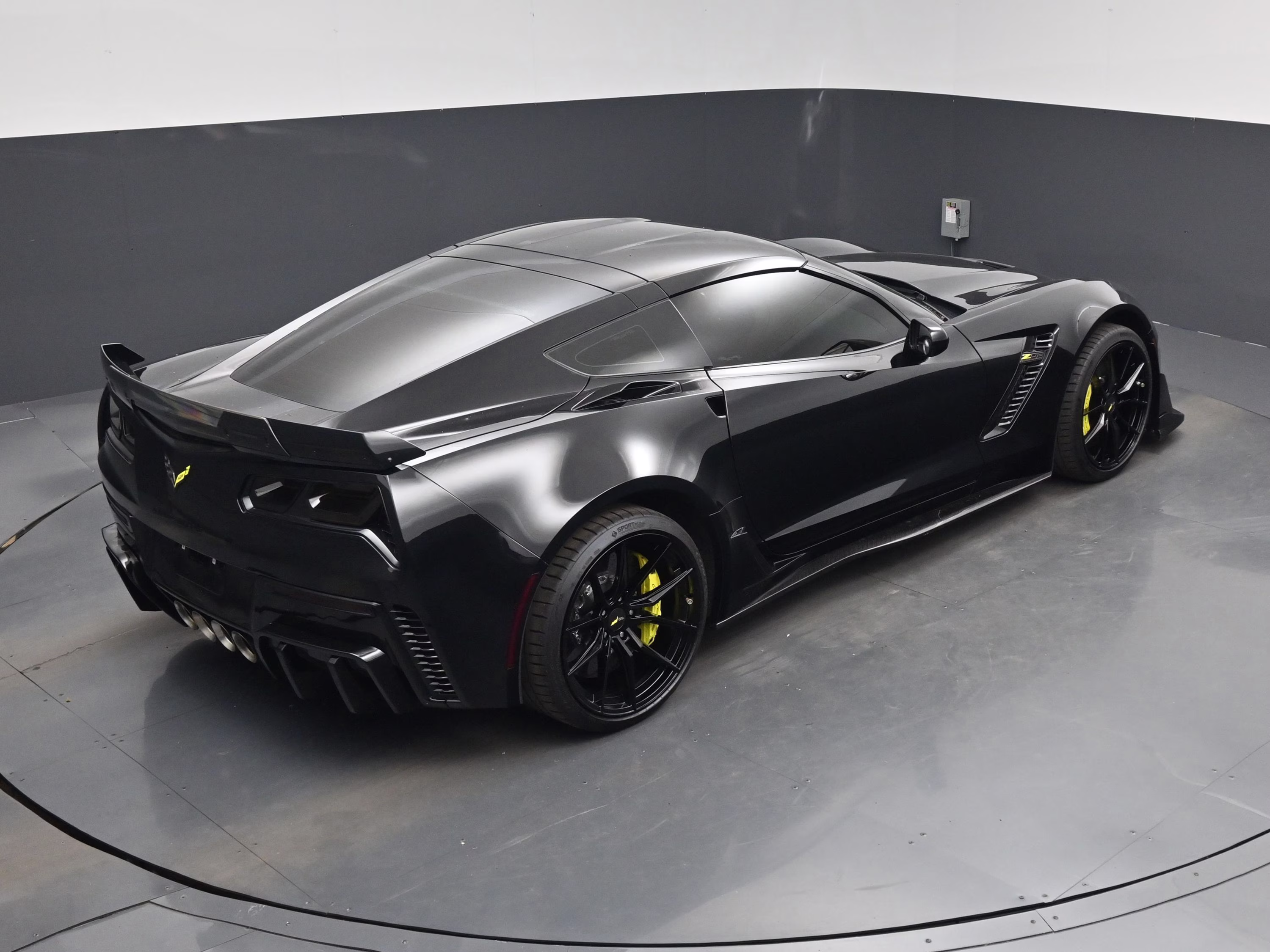 2015 Black Chevrolet Corvette Z06 RWD Coupe