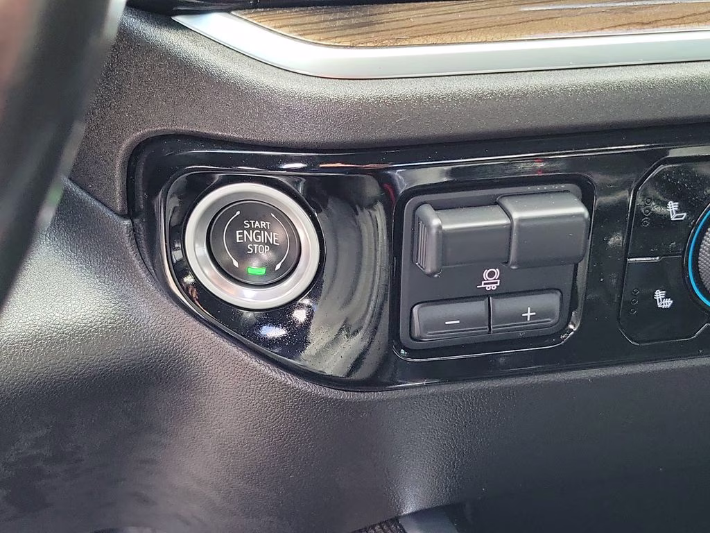 2022 Summit White Chevrolet Silverado 1500 RST RWD Truck