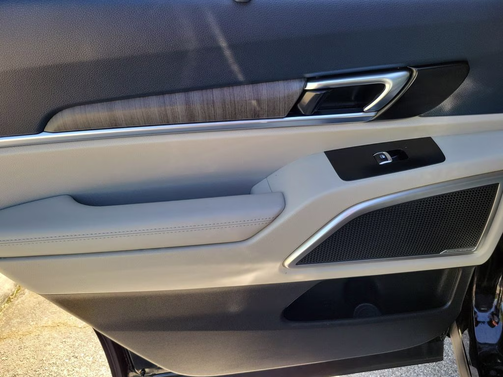 2024 Ebony Black Kia Telluride EX FWD SUV
