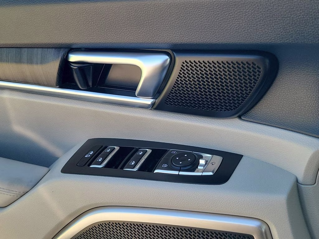 2024 Ebony Black Kia Telluride EX FWD SUV