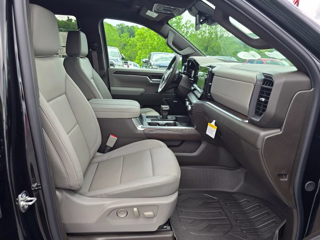 2026 Onyx Black GMC Sierra 1500 SLT 4X4 Truck