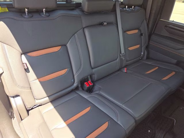 2026 Summit White GMC Sierra 2500HD AT4 4X4 Truck