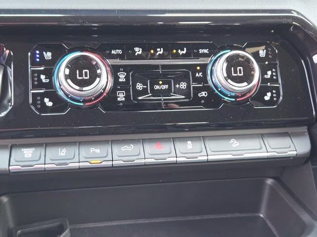 2026 Summit White GMC Sierra 2500HD AT4 4X4 Truck