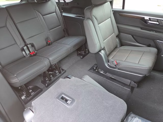 2026 Polar White Tricoat Chevrolet Suburban High Country 4X4 SUV