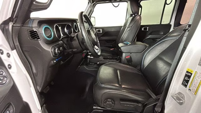 2023 Bright White Clearcoat Jeep Wrangler Rubicon 4xe 4X4 SUV