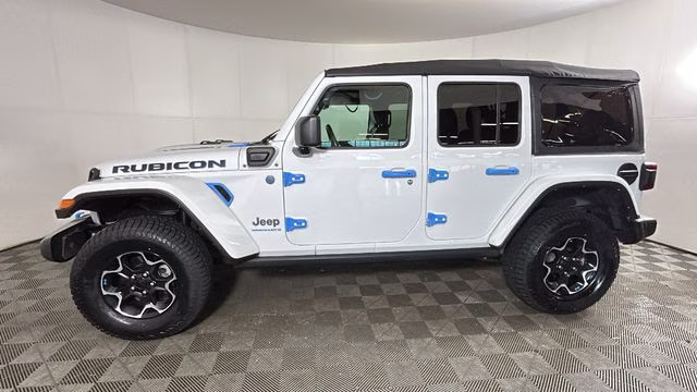 2023 Bright White Clearcoat Jeep Wrangler Rubicon 4xe 4X4 SUV