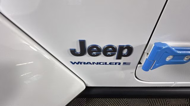 2023 Bright White Clearcoat Jeep Wrangler Rubicon 4xe 4X4 SUV
