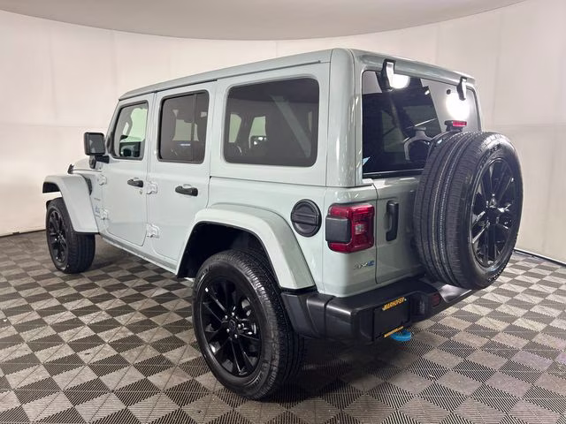 2024 Earl Clearcoat Jeep Wrangler Sahara 4xe 4X4 SUV