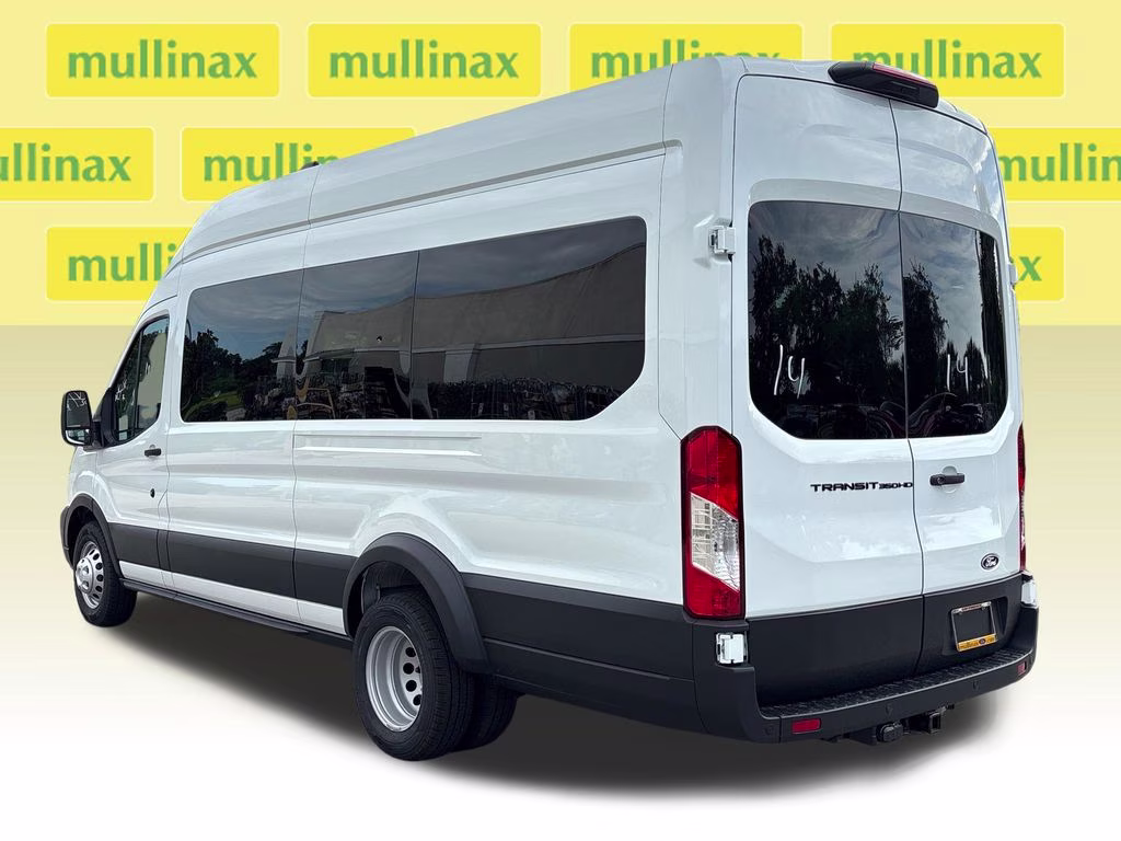 2026 Oxford White Ford Transit-350 XL RWD Crossover