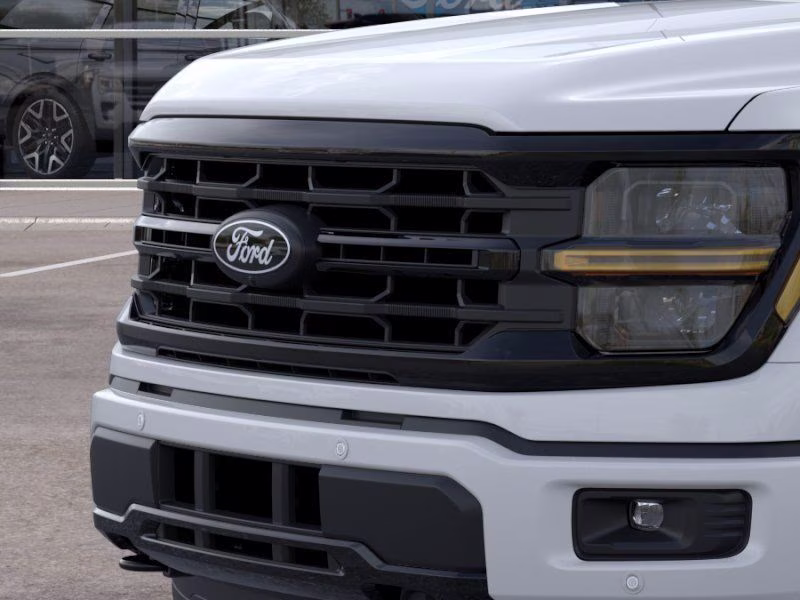 2026 Oxford White Ford F-150 XLT 4X4 Truck