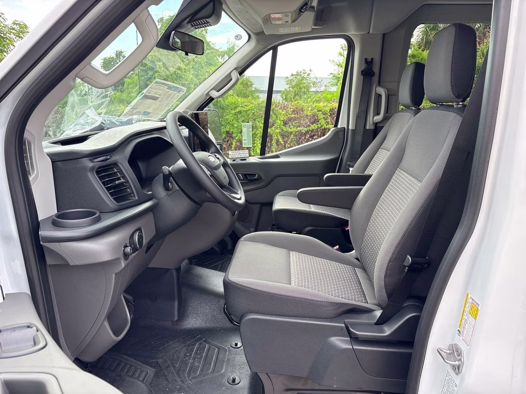 2026 Oxford White Ford Transit-350 XL RWD Crossover