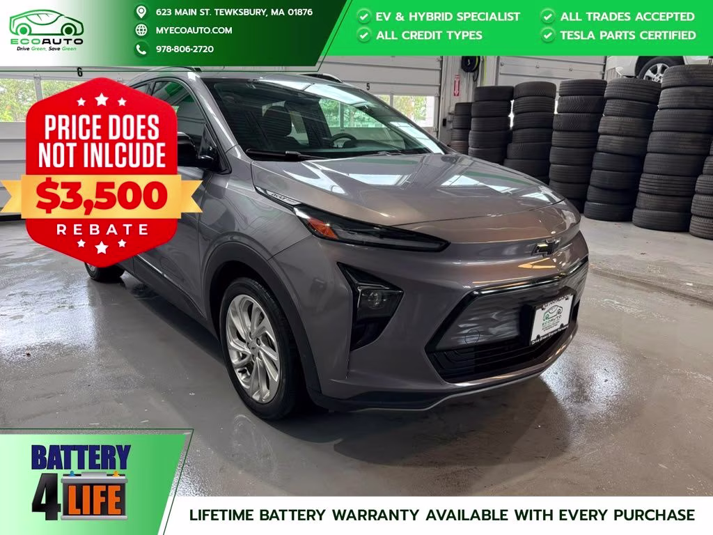 2023 Gray Ghost Metallic Chevrolet Bolt EUV LT FWD SUV