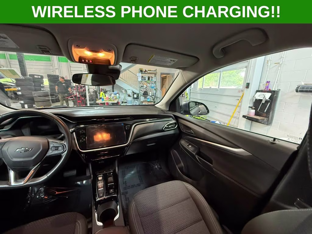 2023 Gray Ghost Metallic Chevrolet Bolt EUV LT FWD SUV
