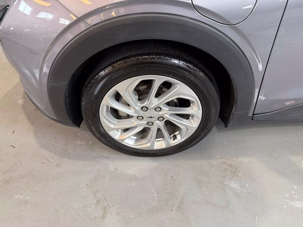 2023 Gray Ghost Metallic Chevrolet Bolt EUV LT FWD SUV